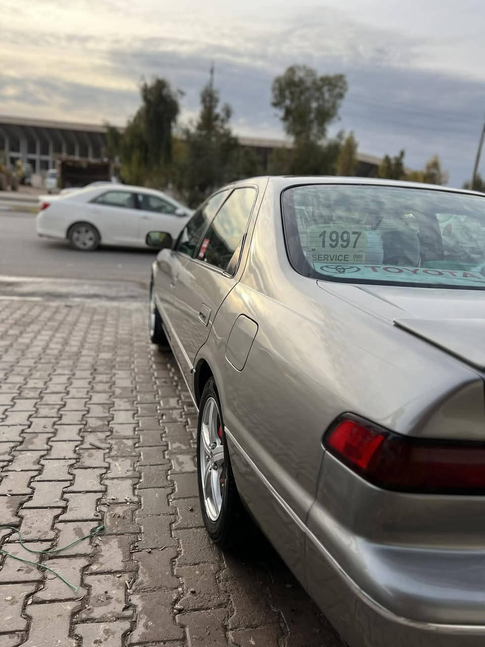 السلام عليكم
تويوتا كمري 
موديل1997
رقم سلمانيه
سياره جديد )(سياره جوانه
فول موصفات
مكاك كركوك
سعر 75وبيها مجال قليل
***********
***********
