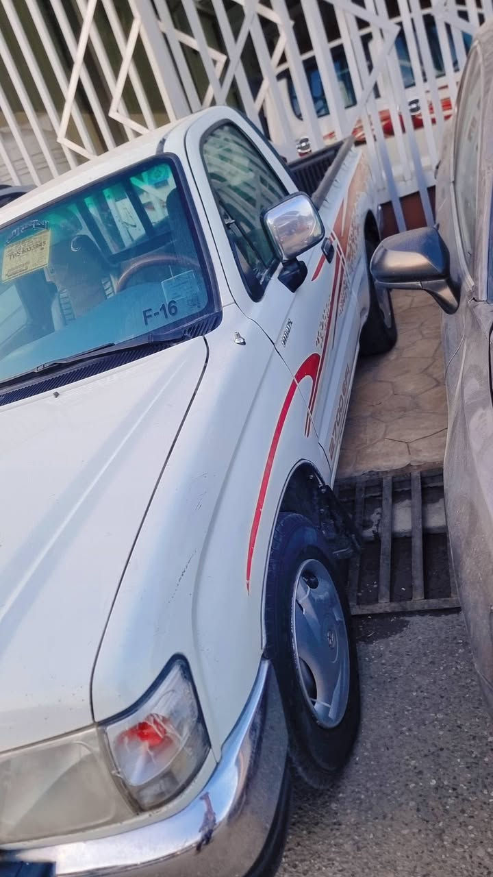 #مكلف_بالنشر_التواصل_مع_الرقم ⛔️
((سيارة للبيع))
بيكب آب تويوتا موديل (٢٠٠٢)
رقم صلاح الدين ألماني 
بدون صبغ ومحرك الشركة ما مفتوح 
السعر:١١٠ وبيها مجال 
للتواصل: *********** / ‎***********
العنوان: الموصل الجانب الأيسر
