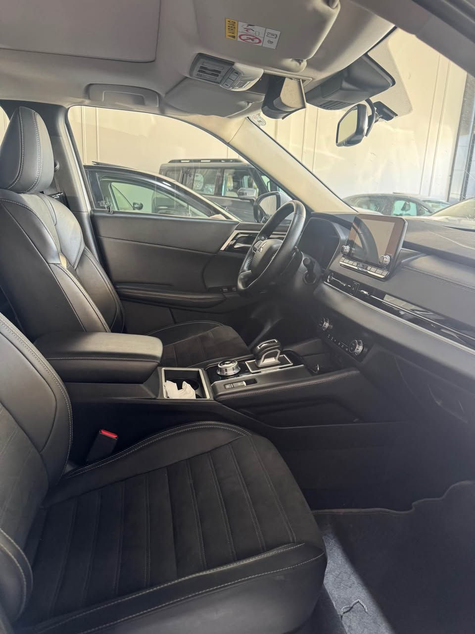 mitsubishi outlander 2024 
$255
کلین تایتل 
قپات مواصفات
☎️0750 4154545 أربيل, العراق
