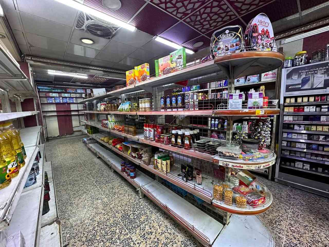 رفوف وسفينه للبيع بسعر مناسب
***********
