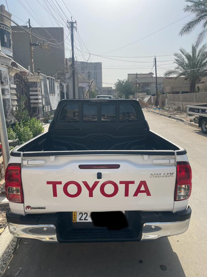 سلام عليكم للبيع تويوتا هايلوكس 2024 كيرعادي ساز ناصي بانزين رقم اربيل وكالة تحويل مكفولة كفالة عامة عدا إصبع  BDR ماشية 13 الف مواصفاتها شاشة كامرة حساسات السعر 248 ورقة عنوان بغداد ***********
