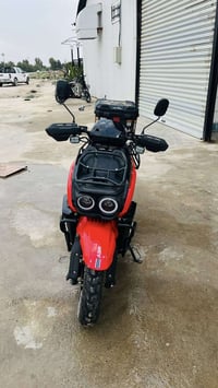 دراجة شحن للبيع نوع أباجي لون احمر  نظافة 100‎%‎ بطاريتها جدد  الشحنة ...