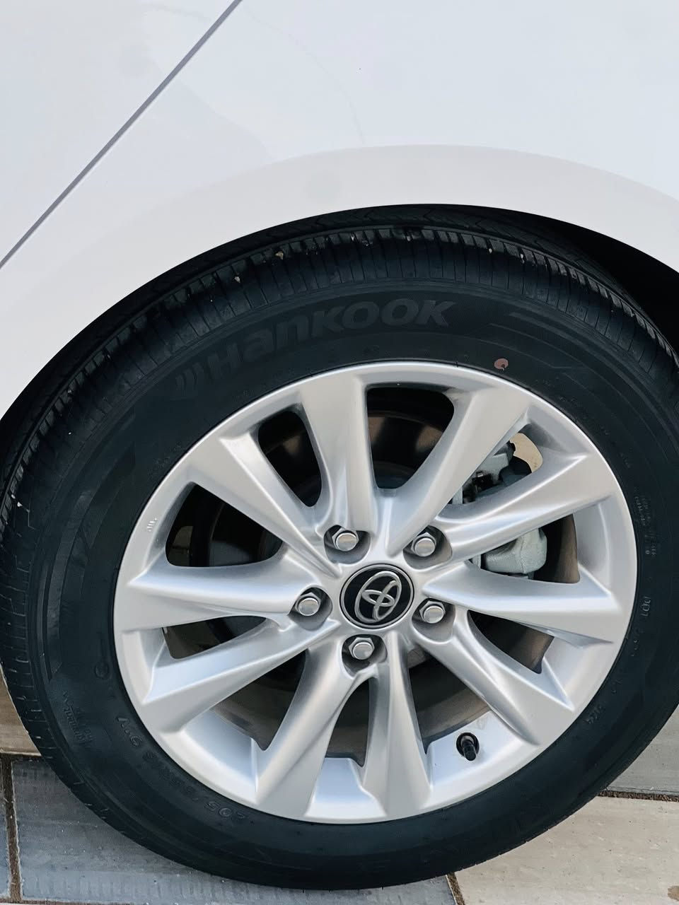 تويوتا كورولا هايبرد 2025 شكل الخليجي فول مواصفات
ماشيه 14 الف سبير وعده منازله 
محرك 1800 هايبر
تبريد قطعتين
مواصفات : بصمات عدد ثنين 
بصمه + بصمه ابواب
فتحه
كشنات جلد اسود
رادار + تحديد مسار + قيادة ذاتية
هاند بريك كهربائي + لايت زينون درايف مود +
أوتو هولد
فل سيستم إيرباك + مانع تصادم + مانع انزلاق وبعد هواي بيها مواصفات 

سياره مكفوله  
السياره بسمي رقم بغداد 
مكان بغداد للأستفسار: 
السعر 151 وبيهة مجال الطيبين 
الاتصال ***********
وبي وتساب
