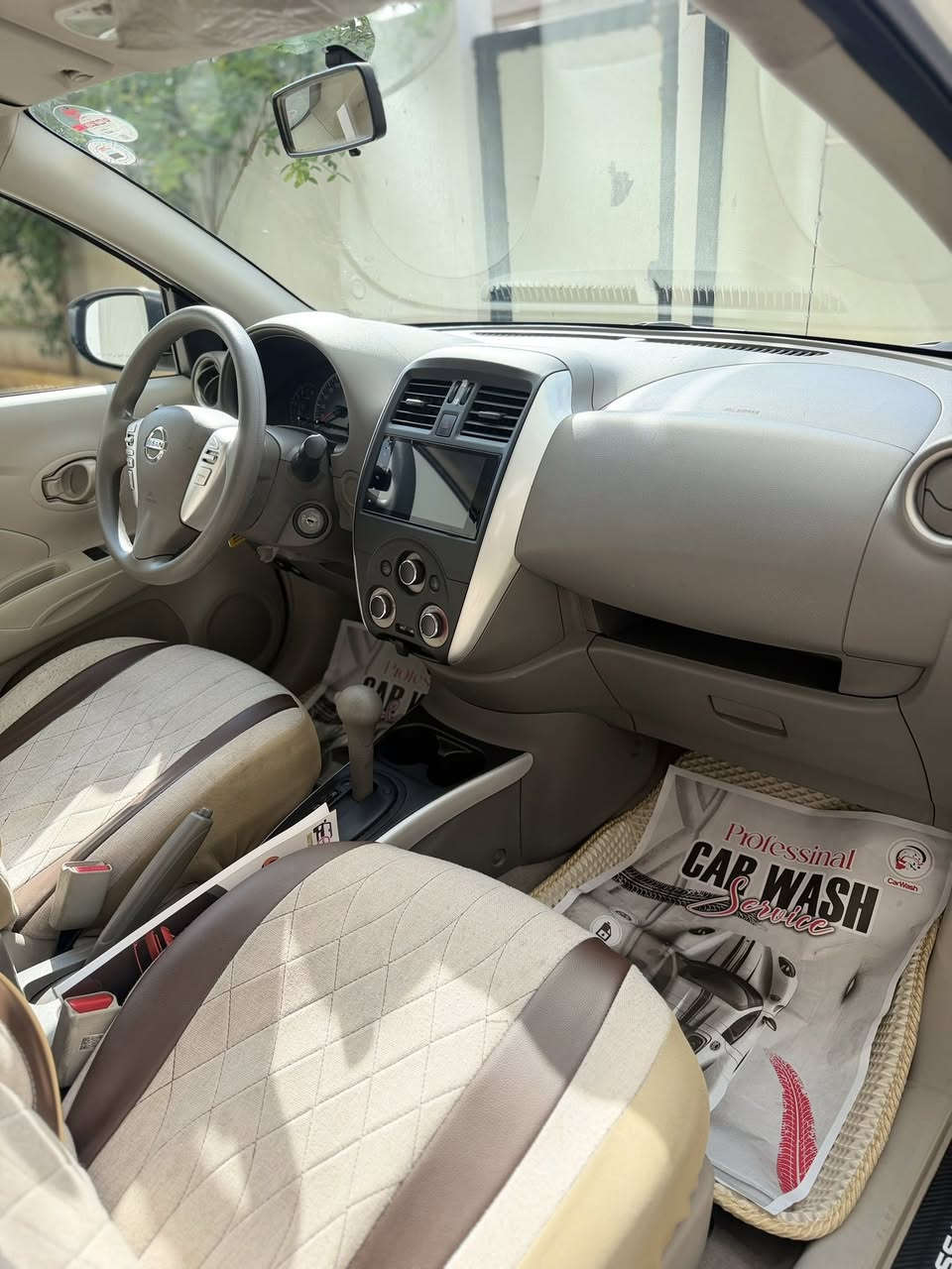 سلام عليكم
للبيع نيسان سني 2024
رقم اربيل 
سنويه هزه جديد
سياره مكفوله 
من الصبغ وبارد وفتح
بدون قطره صبغ
كير محرك كفاله
سعره 120 وبي مجال بسيط للشراي
مكاني كركوك 
***********
