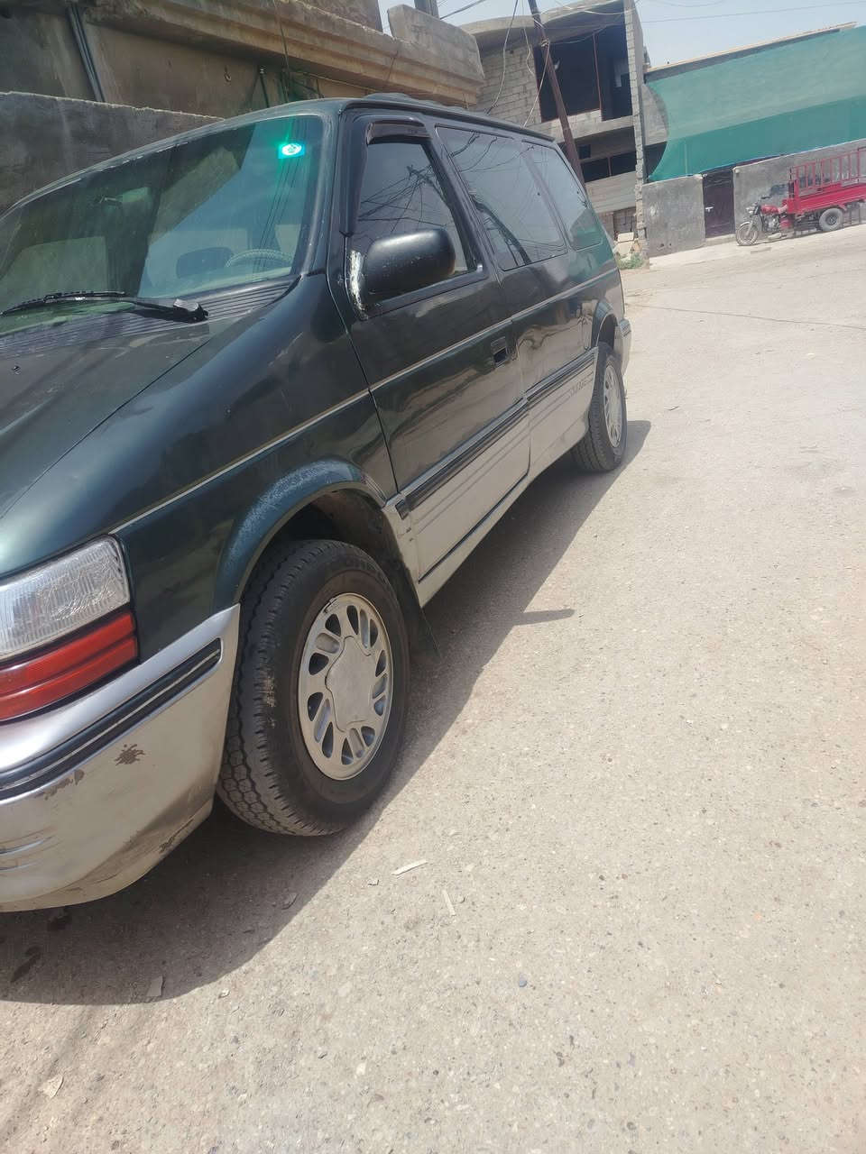 إسلام عليكم سيارة محرك 1300محرك جديد وكير جديد كهربائيات جداد تخم تاير سيارة احلة أمن صورة ترهم مراوس وبيع السعر 50ورقة ورقم انكليزي نينوى والتحويل ثاني يوم مكان السيارة ديالى ورقم الهاتف ***********
