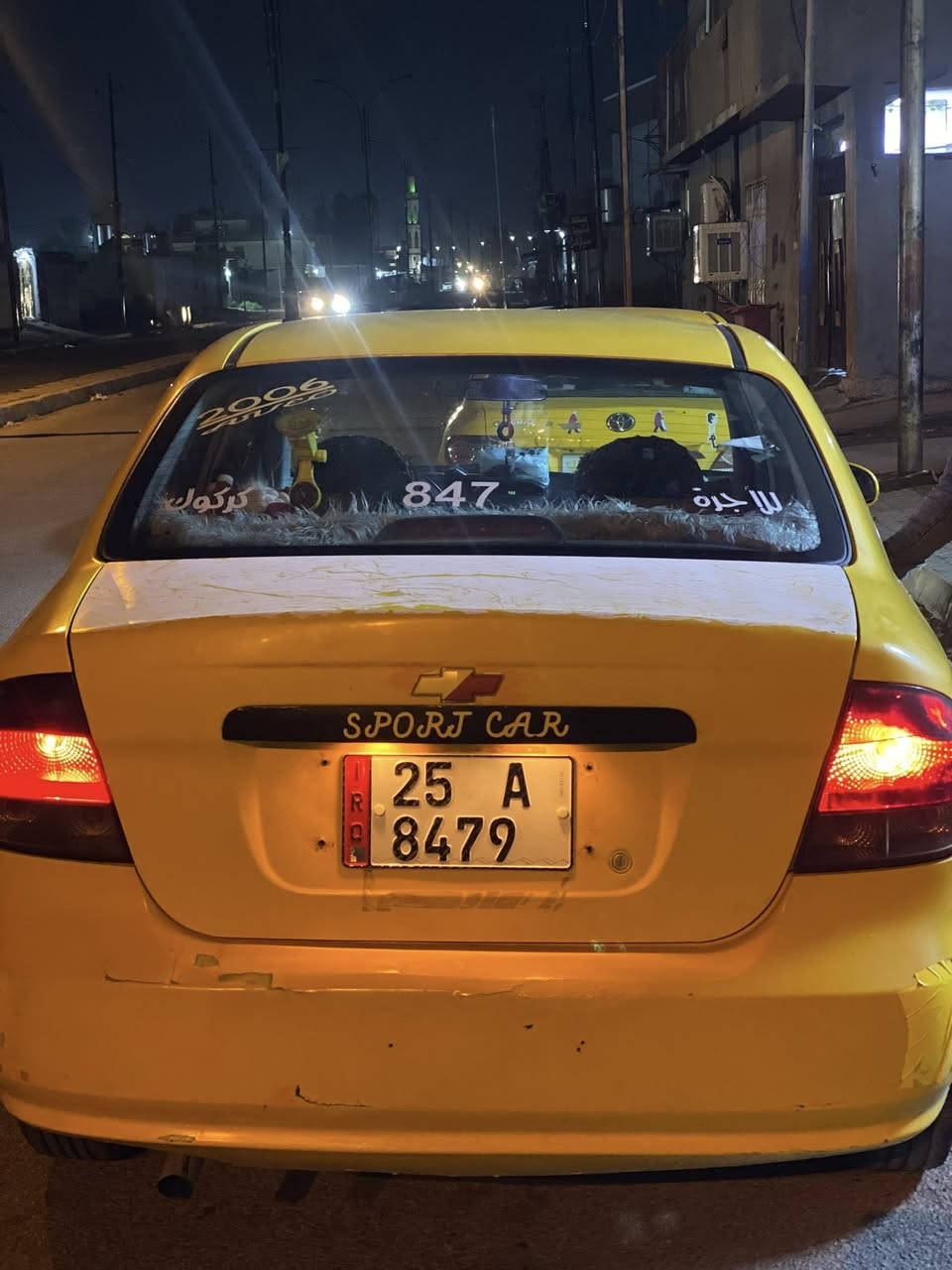 السلام عليكم افيو موديل ٢٠٠٦ مشروع وطني بسمي تريد تحويل تريد وكاله بطاقه بانزين بيها  
كير ومحرك كورلا ٩٦ شرط 
رقم إنكليزي مبدل بيها جاملغ بس بدون دواخل 

السياره يحتاج لها صبغ ودوشمه  شويه ترتيب باقي مابيها شي تبريد مايشتغل تدفئه شغاله 

السعر ٤٠ ورقه بيه مجال للشراي 

رقم تلفون ***********
