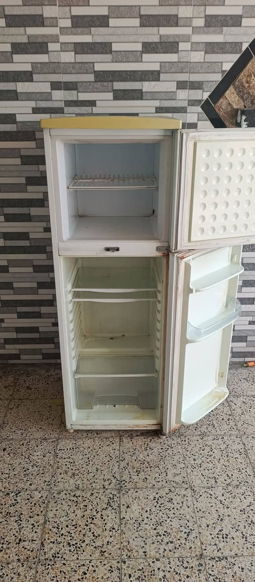 ثلاجة للبيع بيها عطل اوتوماتيك سعر ٥٠


**إذا كنت صاحب هذا الإعلان وتريد حذفه لأي سبب، رجاءا أرسل رسالة إلى الدعم الفني**