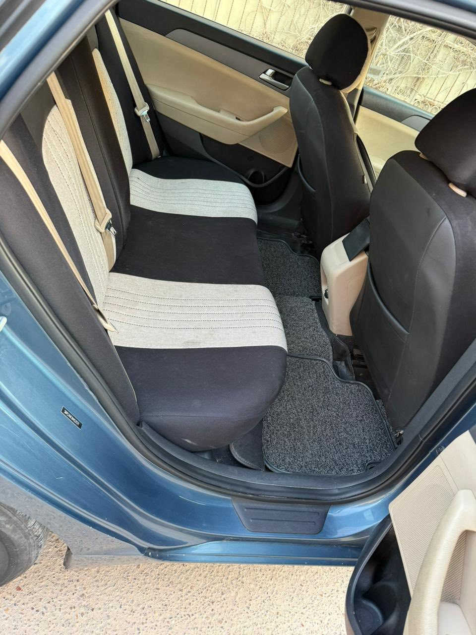 السلام عليكم 

سوناتا 2017 امريكي للبيع 
ماشيه 100 
رقم اربيل الجديد شرط التحويل 

حادث قطعه وحده جاملغ امامي فقط
صور الحادث موجوده بالمنشور 

مكينه 2400 
سياره جاهزه مناقصها شي 

السعر 126 وبيها مجال للشراي 
مكاني بغداد زيونه 
للاستفسار ***********
