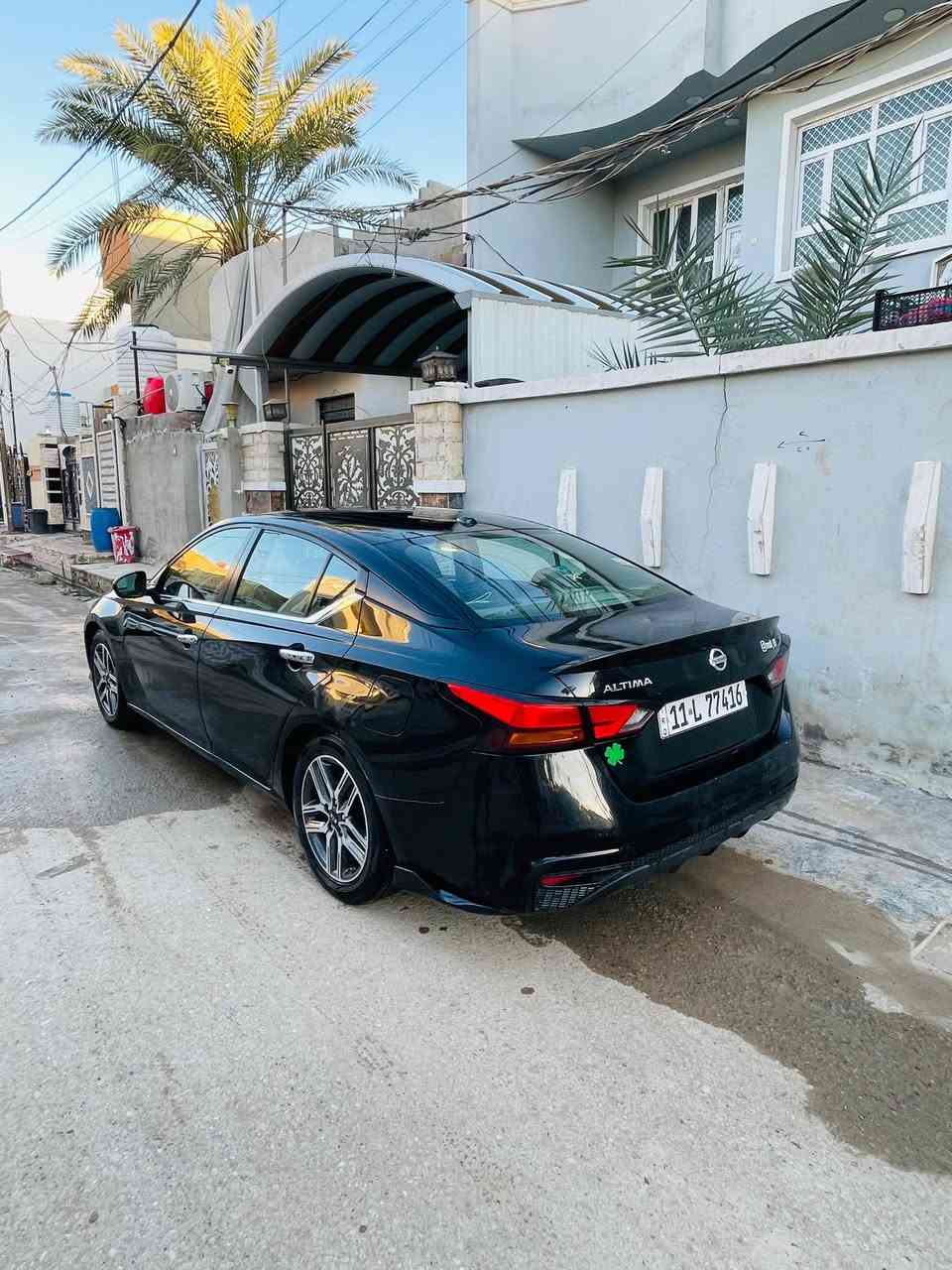 السعر 125$
بيع او مراوس حسب القناعه 
نيسان التيما موديل2020
مواصفات فات S 
شاشه
 كاميره 
بصمه شغل 
لايت لد
بصمه ابواب 
تشغيل عن بعد 
محرك  2.5
 بشرط مكينه وكير  
الضرر ٤ قطع 
ضررامريكه 
جاملغ امامي وباب صدر شي قليل  وبنيد هم شويه
رقم الهاتف / ***********
                   ***********

رقم شاصي
1N4BL4BV1LC241431
