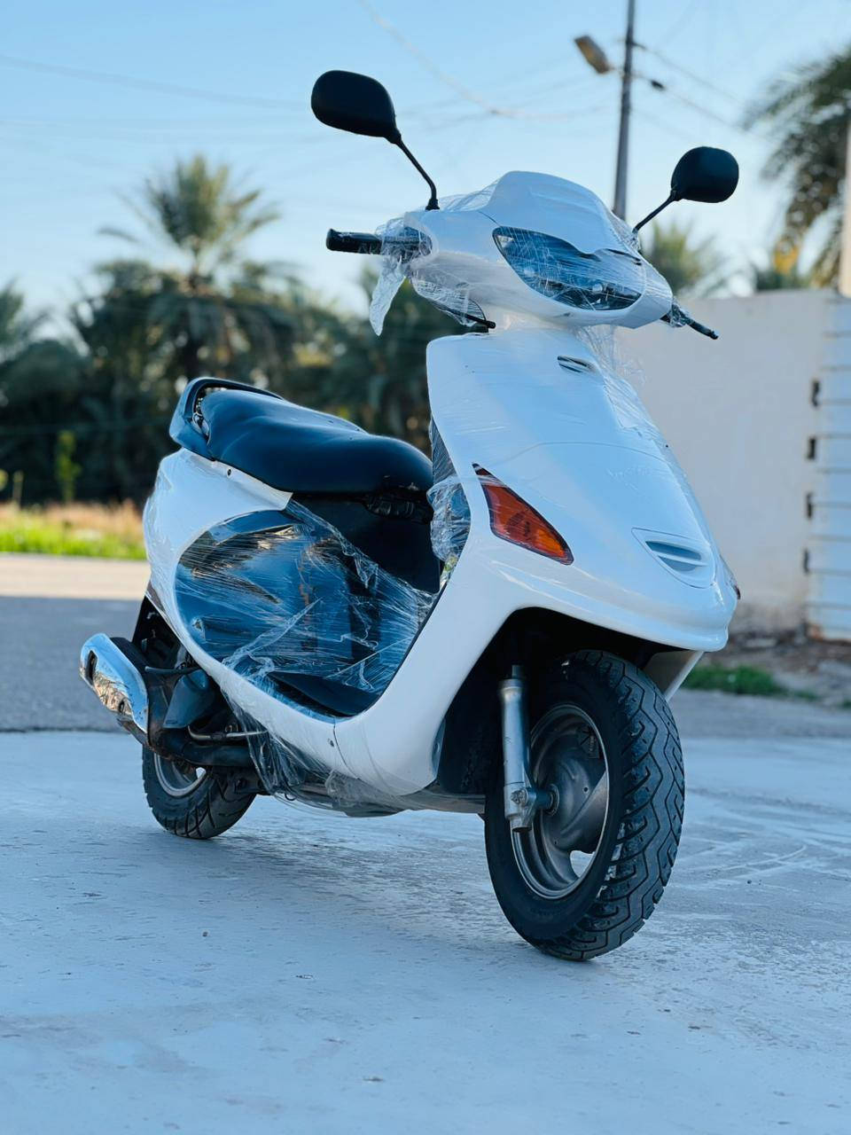 السلام عليكم دراجه للبيع كرستال فراشه فحل ( ما مفتوحه )كله شغال سلف هندر كهرباياته بلاديه السعر 425 وبيها مجال العنوان بابل حله استفسار ***********
