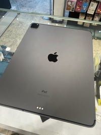 ايباد 12.9 برو الجيل الرابع  ذاكرة 256  جهاز نظافة فووول  مكفولة من كل...