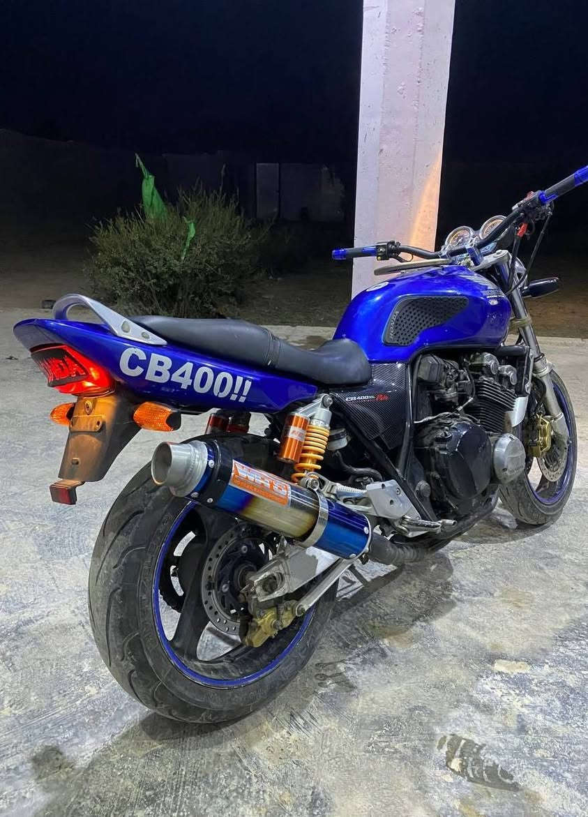 السلام عليكم
لبيع سيبي cB. 400جيل ثاني هايبر 16ولف دراجه اوراق كامله گمرك مدفوع عليها ادامه كامله تايرات جدد دهن جديد كهربايات كله شغاله اشاير دشبول لايت بكلايت عل بلاد دراجه مذب عليها الف كامله لسعر مليون و850-وبيها مجال شراي عيوني لك مكاني بابل سده الهنديه اتصل ‏***********📞
