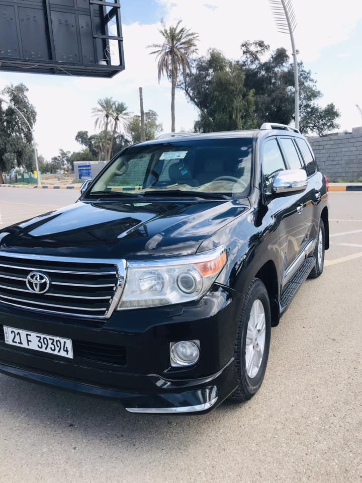 السلام عليكم 
للبيع لاندكروزر  الاسود الملكي 

2014 بريم ام الطفايه 

كفاله عامه من الصبغ والتبديل
 
گير مكينه حداديه كفاله 

فول مواصفات 

تشغيل عن بعد 

المري الجانبيه كهرباء 

السياره بسمي تحويل ثاني يوم 

رقم شمالي مميز 

السعر  370بيه مجال 

بيع المراوس حسب القناعه 

السونار مرفق 

لاستفسار الاتصال ***********
