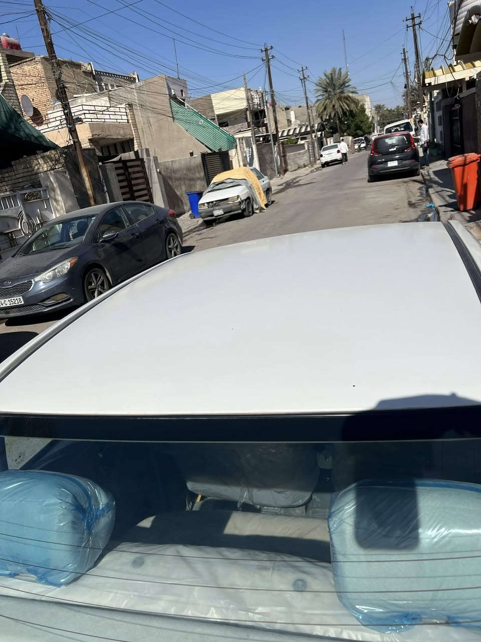 جيلي ام كي 2013
سياره كفله كير و كينه سياره مشيه 100 الف بس 
لا ضربه ولا طخه ولا صبخ بل كشر 
مكينه 1600
(((!شعندك مروس دزلي بس كون اوتمنيك )))))! 
و جاي مشي بل معمله مال رقم و سنويا جديده
‏***********
