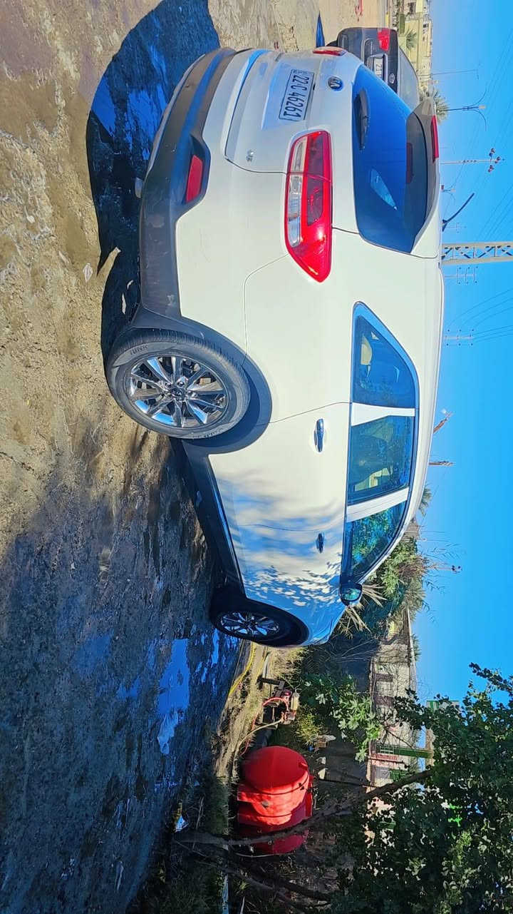 سورنتو البيع رقم أربيل مكفولة فول مواصفات عدا البنرامه مكفولة من الصبغ بسمي كربلاء  المقدسة طريق بغداد قرب جامعة الزهراء  ***********
