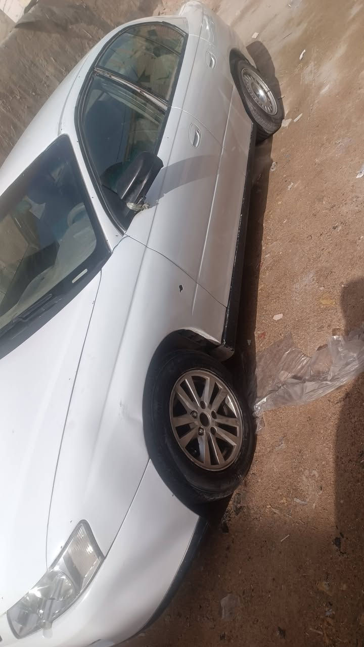 شوفر ليت لومينة مكينة ملكة 2400
ابيض تترقم كربلاء مكانهة نجف كوفة 
***********
السعر 32$ وبيها مجال
