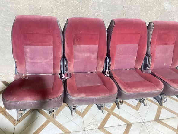 السلام عليكم اخوان كشنات للبيع حلوات ونضيفات كلش تجي وشوف ابعينك العنوان البصره 5 ميل رقم الهاتف *********** // السعر 75 الف
