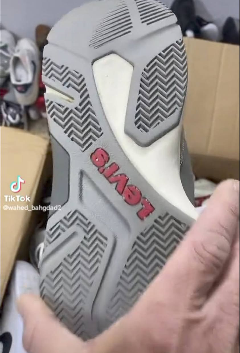 قياس 44 ماركة Levis باله نظيف السعر 40 الف طول القدم 28
لا يوجد توصيل للاستفسار خاص مكاني المستنصريه بالقرب من الأسواق المركزيه القديمه


**إذا كنت صاحب هذا الإعلان وتريد حذفه لأي سبب، رجاءا أرسل رسالة إلى الدعم الفني**