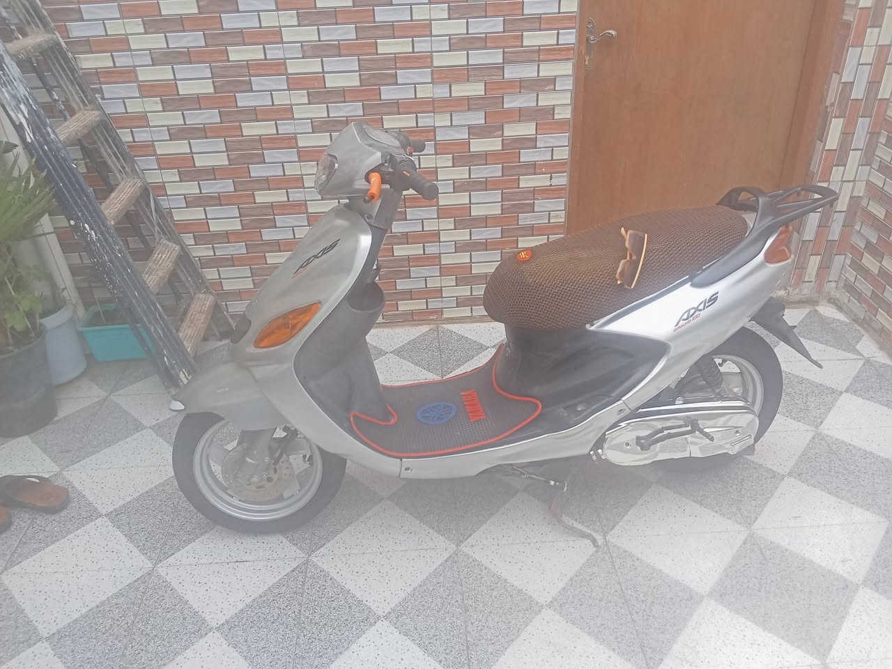 دراجة اكزز لبيع لعنوان ناصرية دراجة نضيفة مامفتوحة للتصال ***********
