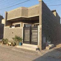 مجمع السلطان الرابع • ١٠٠م • طابق واحد