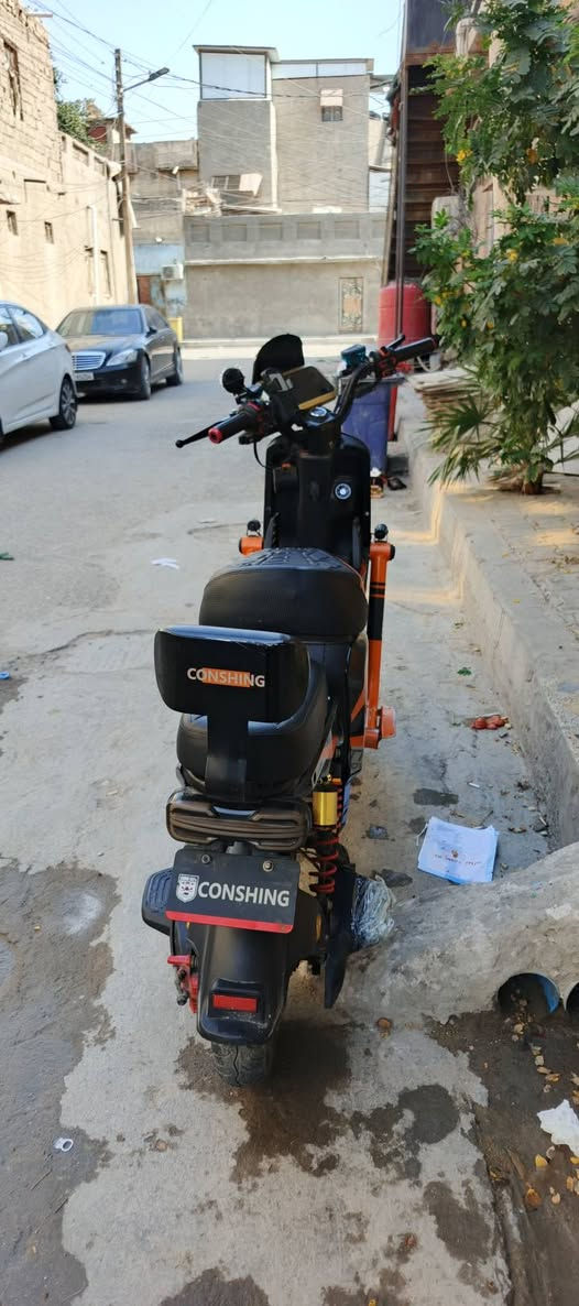 سلام عليكم
دراجه إكس 900 
مديل 2025
دراجه نضيفه كلشش
بطاريات نضاف كلشي مابيه 
بيه
 بلوتوث
حامل الهاتف 
رباعي
اشاير يمنه يسره 
بك رجوع إلى الخلف 
بومه ضوء 
العنوان بصره 
السعر 500وبيها مجال للطيبن


**إذا كنت صاحب هذا الإعلان وتريد حذفه لأي سبب، رجاءا أرسل رسالة إلى الدعم الفني**