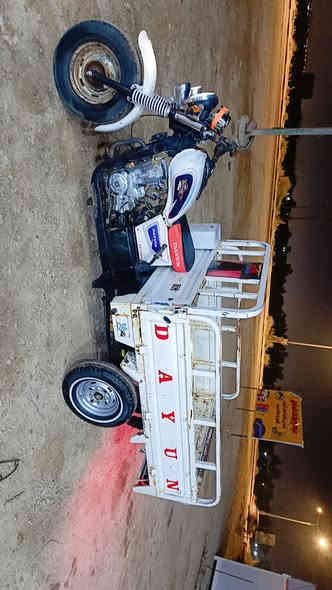 السلام عليكم ستوته للبيع موديل 15 اوراق كامله مكان قريب على سجن الاصلاح السعر مليون 750 وبيها مجال  الاستفستار على رقم الهاتف*********** خاص موجود
