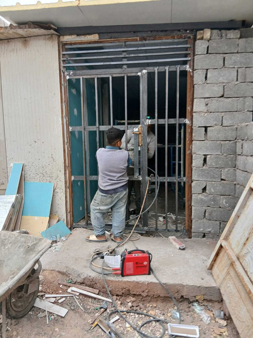 ***********حداد جوال في بابل لكافت اعمال الحداده والتصليحات والمحجرات المينوم
***********حداد جوال في بابل لكافت اعمال الحداده والتصليحات والمحجرات المينوم
