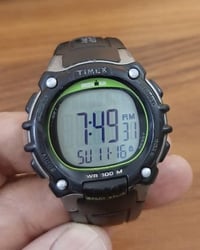 تايمكس حجم جبير نظافه تامه السعر 45 بغداد يوجد توصيل 07706213965