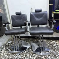 كراسي حلاقه للبيع مستعمل نظيف مكاني بغداد السيديه حي الاعلام السعر 300...