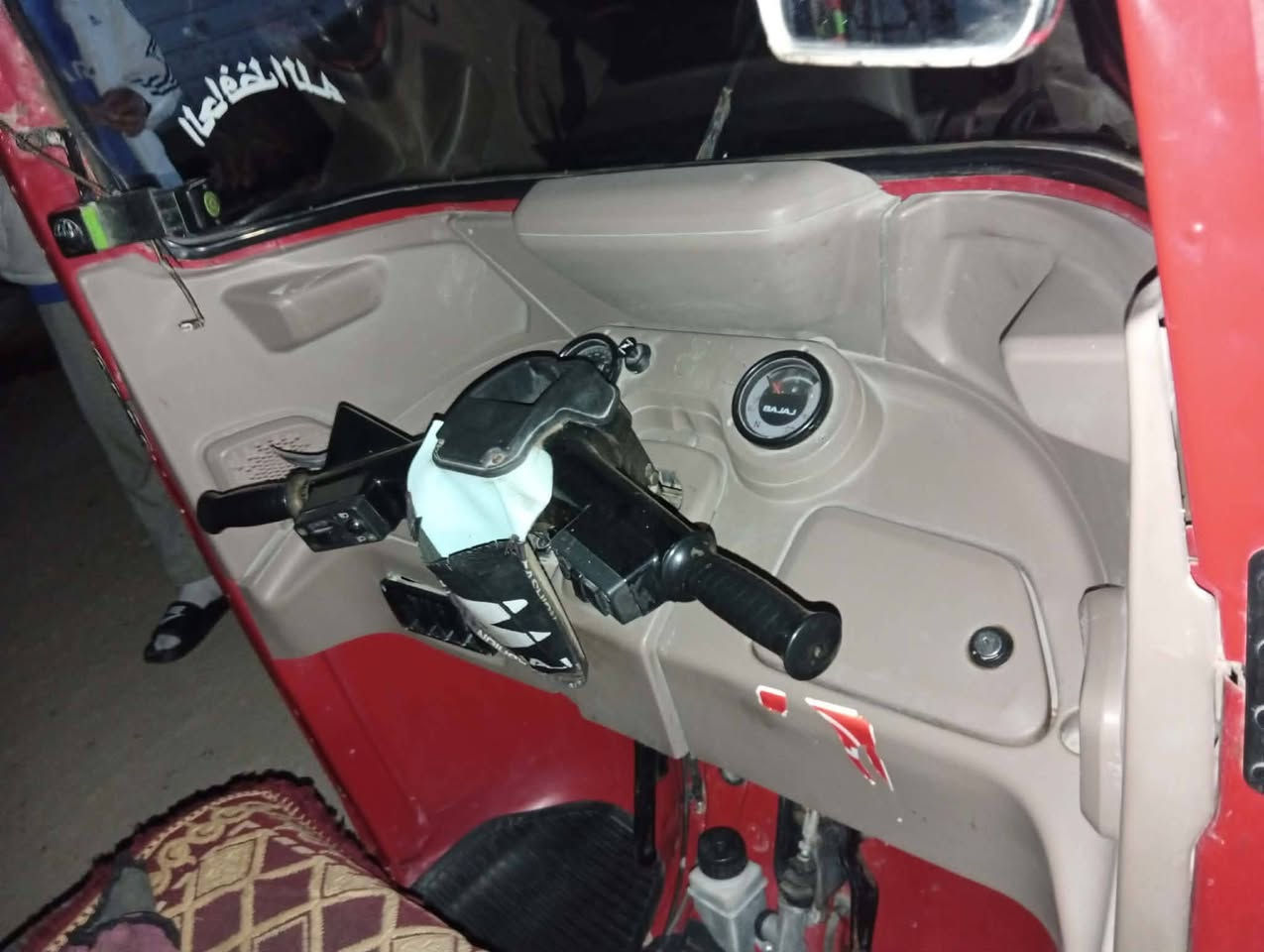 سلام عليكم تكتك ٢٢ شهر ٤  مكينه خير من الله بيه ضربه بل صفه رقم انكليزي بسمي رقم واسط  ٨ وبيه مجال ***********
