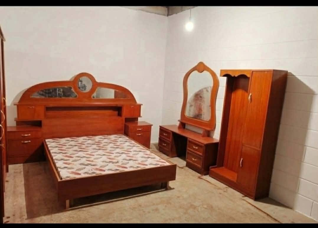 سعر 300 كامله مكمله ***********
