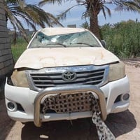 هايلوكس ٢٠١٣ • كير عادي • رقم ميسان