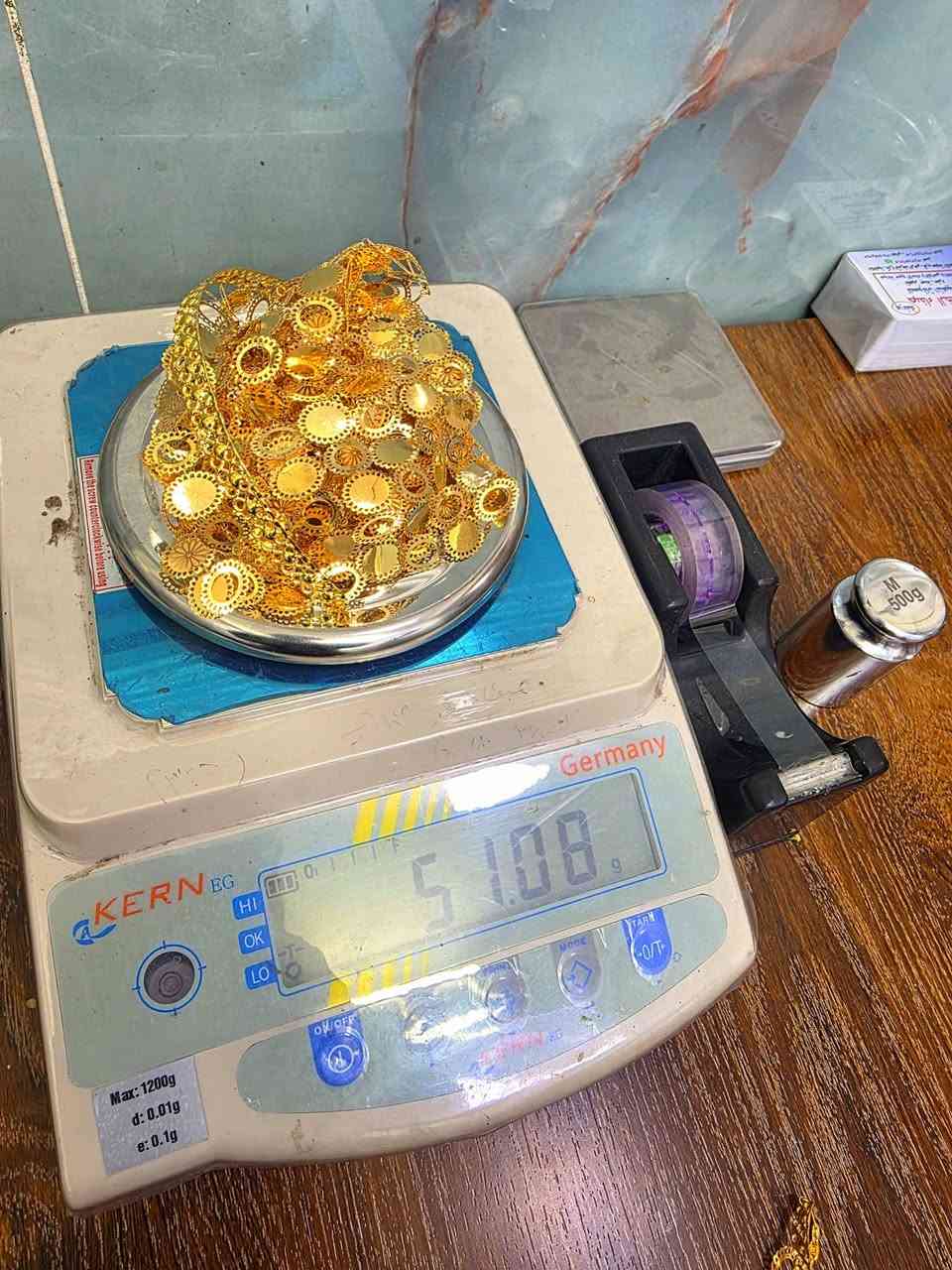 يتوفر مختوم مؤسسة عيار21
اوزان حسب الطلب تبدأ من 15غرام وفوك حسب حجم المرتعشه
توجد موديلات اخرى حسب الطلب
واتساب ***********
عنوان الكاظمية يوجد توصيل بغداد وجميع المحافظات
