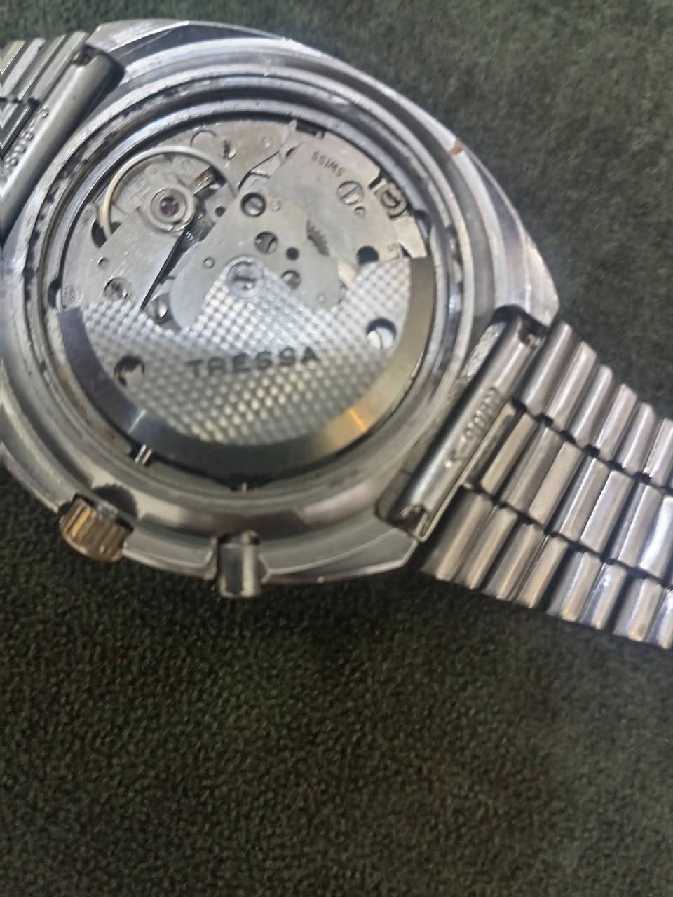 ساعة اوتماتيك سويسري للبيع
75 ألف
سير مستبدل


**إذا كنت صاحب هذا الإعلان وتريد حذفه لأي سبب، رجاءا أرسل رسالة إلى الدعم الفني**