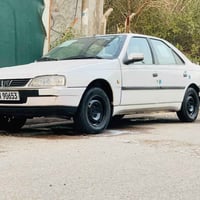 السلام وعليكم بيجو GLXم موديل 12 جديدة وجاهزة على اخر حباية كير مكينة ...
