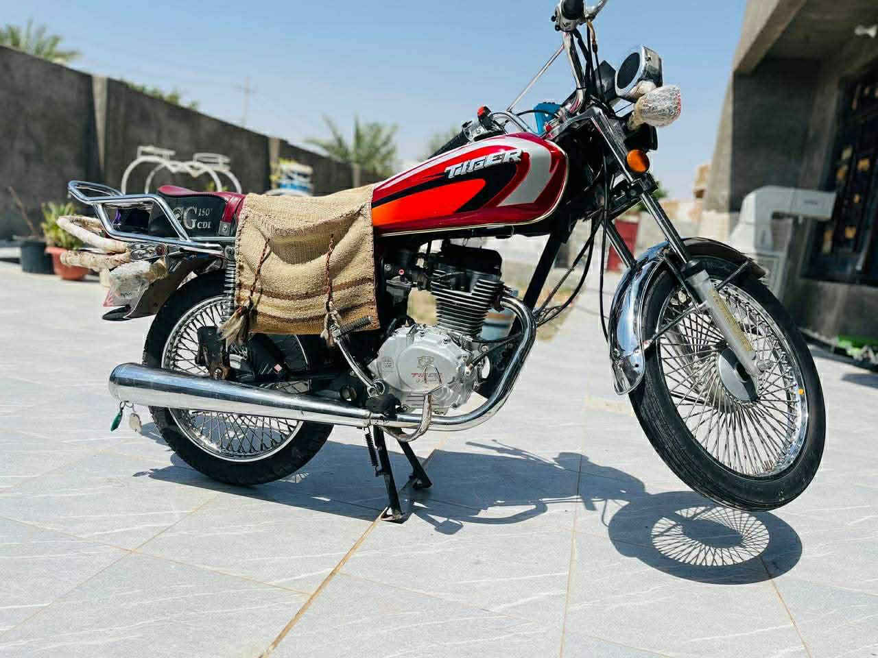 تايكر موديل 21 اوراق كامله السعر 400 وبيه مجال مكاني كنعان ***********
