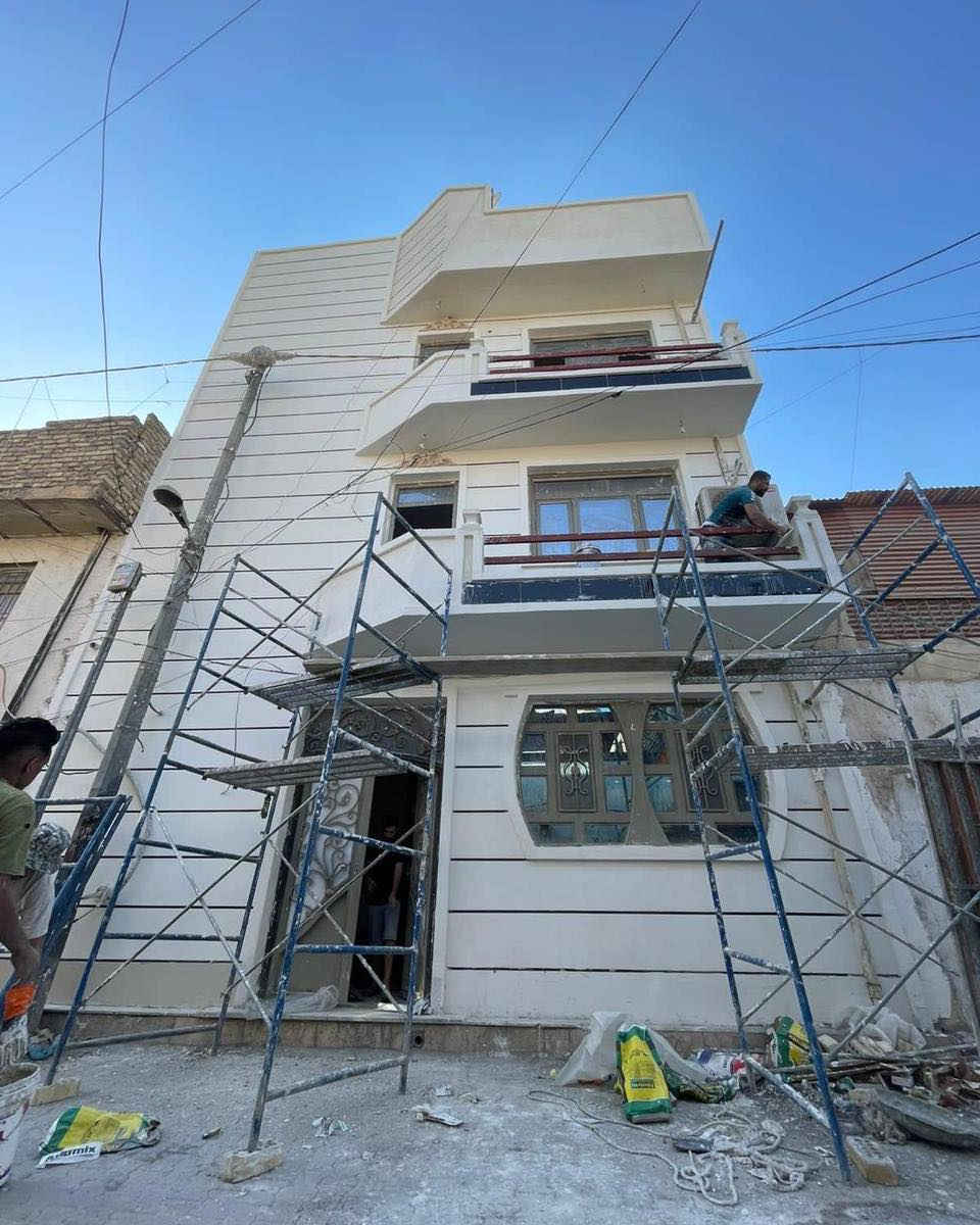 📢إعلان عقار للبيع – بغداد الحرية الأولى
🔹 الموقع: بغداد – الحرية الأولى دور الشؤن
📍 مقابل مطحنة الجلبي مباشرة
🔹 نوع العقار: دار نظام شقق
🔹 عدد الطوابق: 3 طوابق
🔹 المساحة: 85 م²

العقار مناسب للسكن أو للاستثمار، موقع حيوي وقريب من جميع الخدمات، نظام شقق مرتب وقابل للاستفادة منه كإيجار شهري.

للاستفسار والمشاهدة يرجى الاتصال على الخاص
محمد الربيعي ***********
سجاد الكعبي ***********
