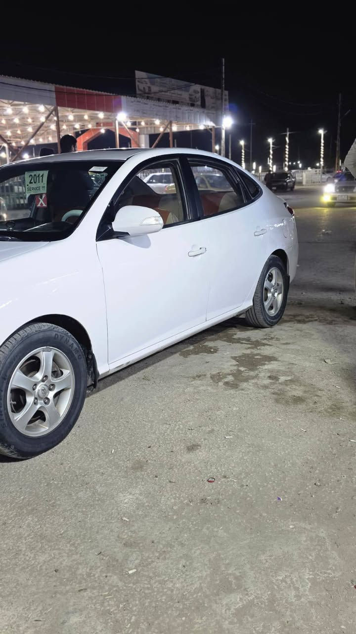 السلام عليكم الانترى مديل 11مكينه 1600دكشن عالي مكينه جديده ستوني شادها بيها قطعتين صبغ بدون دواخل سياره جاهزه كلشي ماعايزهالسعر 105وبيها مجال الاستفسار ***********
