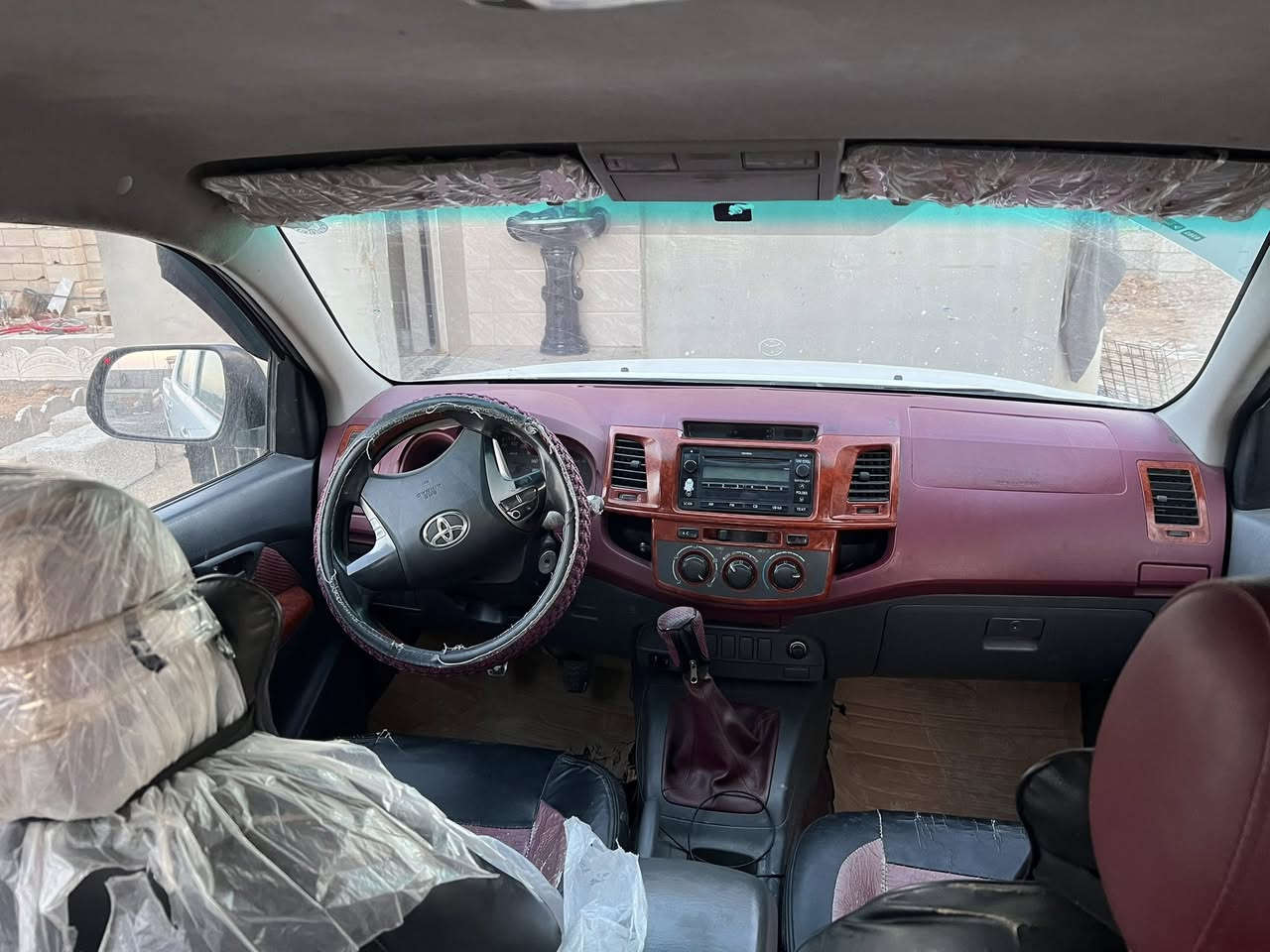 السلام عليكم هايلوكس 2013اسليمانيه بسمي شاصي 12 مبدل چاملقً امامي بلادي بدون دواخل بيه حالوب بل قماره قليل السعر خاص و التصال عل الرقم /***********
