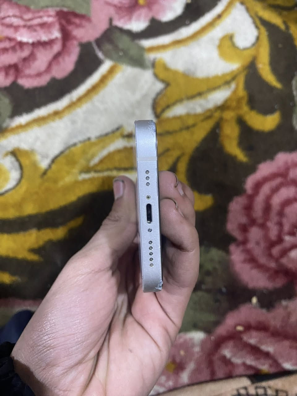 السلام عليكم 
ايفون 13عادي 
ذاكرة 128
بطارية 84
مبدل شاشة اصلية 
فيس ايدي واكف 
مكاني بغداد حي اور 
سعر 275 وبي مجال


**إذا كنت صاحب هذا الإعلان وتريد حذفه لأي سبب، رجاءا أرسل رسالة إلى الدعم الفني**