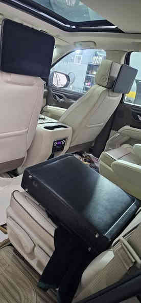 السلام عليكم .

 GMC يوكن دنيالي موديل 2023 
باسمي رقم بغداد ماشيه 59 كم 
السعر    610 وبيها مجال بسيط 
مواصفاتهه.... الدينالي معروفه تجي فووول مكفوله وارد خليجي  مغلفه PPF وكامله 
والسونار مرفق ب المنشور

مكاني ديالى الخالص

اتصال فقط  ***********
وتس ***********
