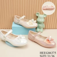 حذاء بناتي • قياس ٣١-٣٦ • توصيل