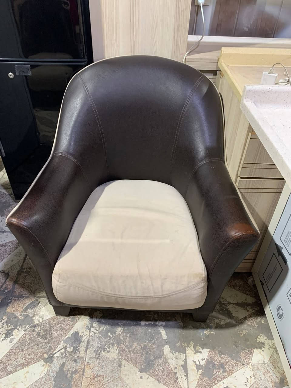 تخم تركي للبيع
العنوان / كاني كردا  الشارع السايدين مقابل المدرسه التركيه 
رقم موبايل ***********
***********
