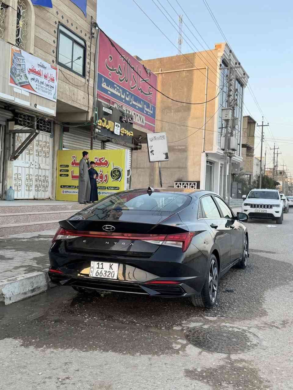 السلام عليكم 
النترا 2023 فول مواصفات ليمتد وارد أمريكي رقم بغداد الانكليزي معوقين جاهز للوكالة حادث السيارة بنيد فقط مستبدل وبيها طخه بالدوسة اثناء التحميل بالميناء صارت محرك  2000 دوش المرغوب 
مواصفات السيارة 
1- بصمة 
2- فتحة 
3- بصمة ابواب وجنطة 
4- تشغيل عن بعد 
5- رادار امامي وخلفي وبلمري 
6- تحديد مسار 
7- شاشة ديجتال متصلة 
کشن وستيرن تدفئة
 9- انضمة قيادة 
10 - لد امامي خلفي 
11- كامرة دوارة 
12- كشنات جلد
13- أنظمة قيادة Normal - S.Sport - Sport 
14- دخول ذكي وتحكم ستيرن
 وباقي المواصفات المعروفة سعر السيارة ١٤٥ 
***********
