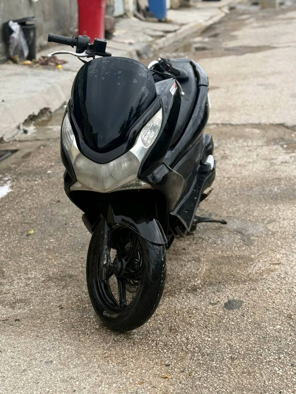 سلام عليكم
دراجة البيع PCX دراجة مبدل بيهة كازكيت دراجة خير من الله نقصهة ترايش للي بل صفحة ونقصهة ضفير مال كلوبات امامية اوراقهة موجودة سعرهة 850 وبيهة مجال مكاني الامين الثانية الاستفسار الاتصال على الرقم ***********