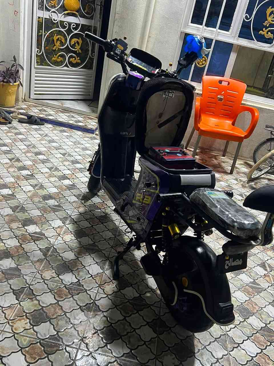 دراجة شحن للبيع  ار ٩  مستخدم شي قليل موديل ٢٠٢٦شركت ولي بطاريات كبار   السعر ٤٥٠ وبيهة مجال شي قليل الاستفسار 
 
*********** اتصل 🫡
