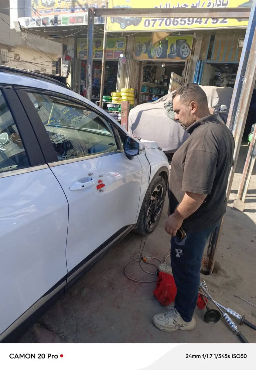 سلام عليكم ورحمة الله وبركاته سمكره وصبغ الأخوين بجميع انواع السيارات الحديثه بادأرة ابو حيدر المياحي عنوان موقعنة الجديد بغداد مقابل جسر الفضيله مجاور  حمام الافندي رقم الهاتف ***********
