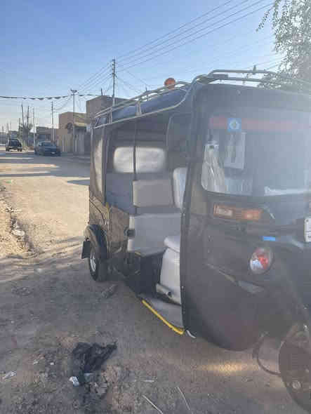 سلام عليكم تكتك لبيع موديل 2022 شهر 11 تكتك مكفوله بسمي ثاني يوم تحويل بكاني لشعب سبع قصور هاذه رقمي ***********
