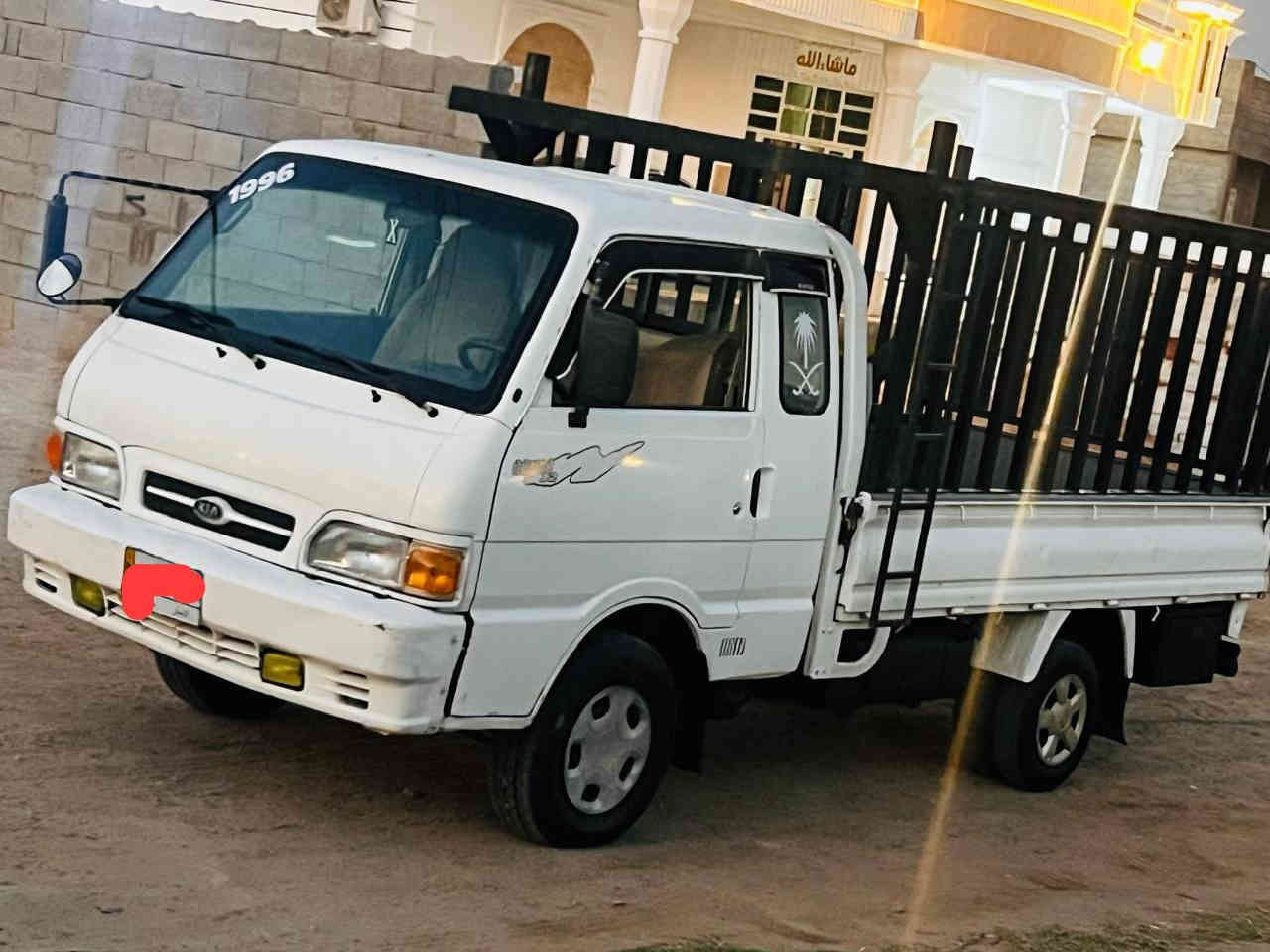 يالله كيه بنكو للبيع موديل 96سياره على وضع الشركه
لا صبق ولا سمكره بلاديه نضيفه حيل مال جناي 
شرط كير محرك صدر باور اكسل كله بلاديه 
كله شغاله مسجل اناره تحويل مكان السياره الرمادي جزيره البوعبيد السعر 57للستفسار ***********
