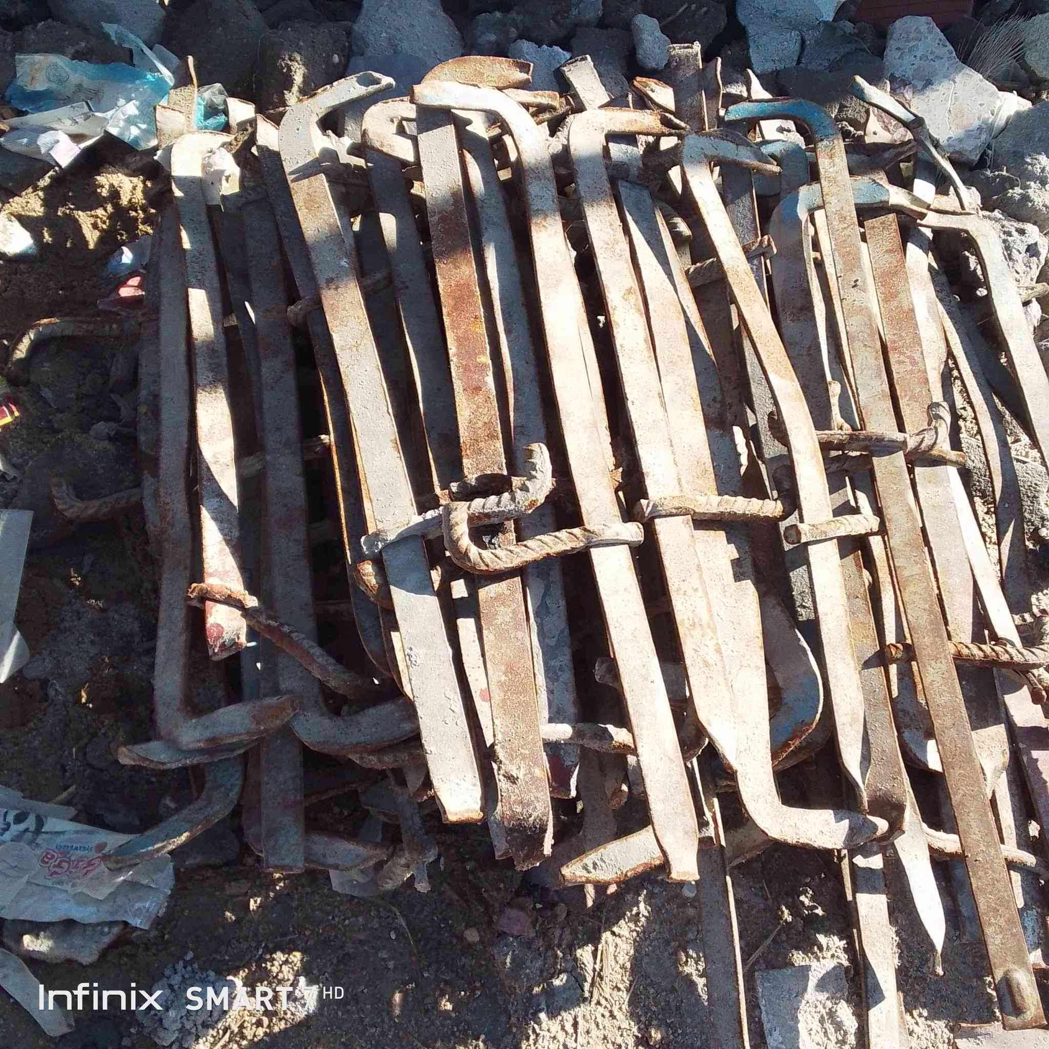 السلام عليكم سير متر للبيع 470 وفخات الزوج6كرمه علي ***********
